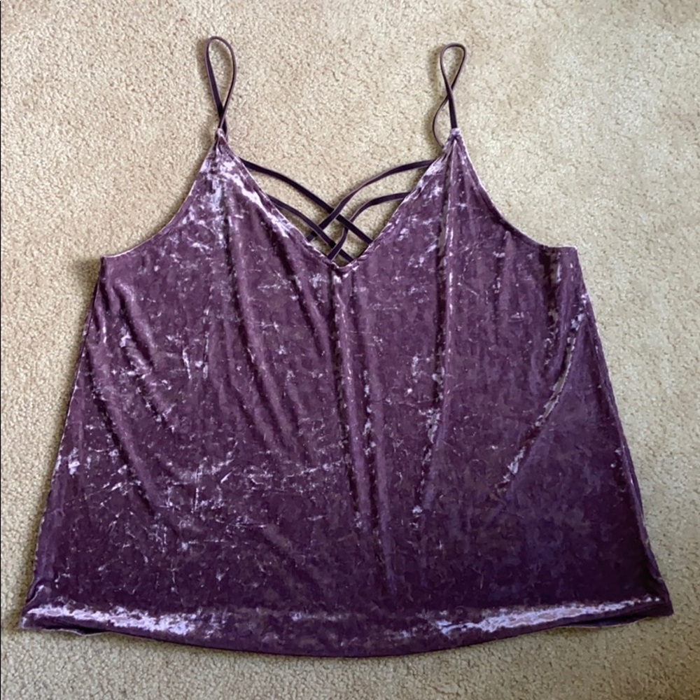 American Eagle 🦅 purple velvet tank top